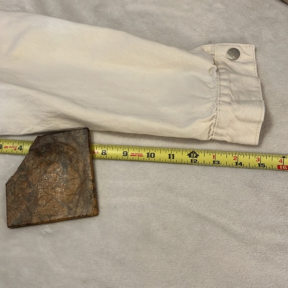 Tracy + Cream Cropped Light Weight Denim Jacket Sz S - Picture 6 of 10